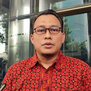 4 Karyawan PT Midi Utama Indonesia Dicecar KPK Soal Penunjukan Khusus Tersangka Amri untuk Urus Izin Alfamidi
