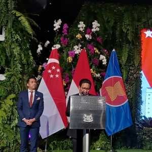 Menteri Desa, Pembangunan Daerah Tertinggal, dan Transmigrasi, Abdul Halim Iskandar memberikan sambutan dalam perayaan HUT ke-57 Kemerdekaan Singapura di Shangri-La Hotel, Jakarta pada Selasa, 23 Agustus 2022/RMOL