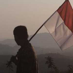 Jangan Pernah Berhenti Mencintai Indonesia