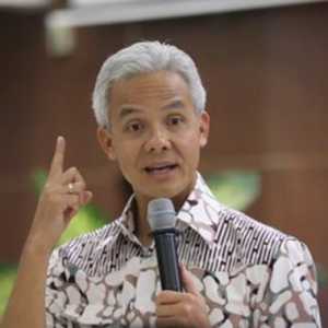 Isu Jokowi jadi Ketum PDIP, Ganjar: Ide Ngawur Orang yang Tidak Mengerti Aturan di PDIP