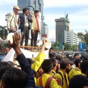 Mahasiswa melakukan demonstrasi di kawasan Patung Kuda Jakarta Pusat/RMOLJakarta