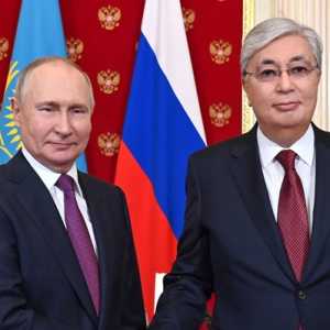 Kremlin: Pembentukan Serikat Gas Trilateral Rusia-Kazakhstan-Uzbekistan Harus Melalui Koordinasi yang Terperinci
