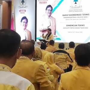 Ketua Umum Partai Golkar Airlangga Hartarto saat pidato di acara Rakornis Pemenangan Pemilu Jawa 1/RMOL