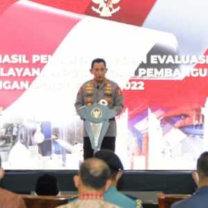 Terima Penghargaan dari Kemenpan RB, Kapolri: Mohon Koreksi dan Dukungan Masyarakat