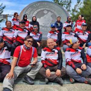 Lintasi Tiga Negara, Komunitas Moge Gelar Tour Merah Putih De Borneo 360 Derajat