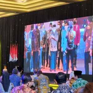 Jusuf Kalla mendampingi Wakil Presiden Maruf Amin dalam perayaan ulang tahun ke-80 di Kempinski Grand Ballroom, Jalan MH Thamrin, Jakarta Pusat/RMOL