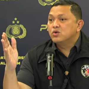 Polisi Tangkap Pasutri Pemilik Travel Umrah yang Buat Jemaah Enggak Bisa Balik ke Indonesia