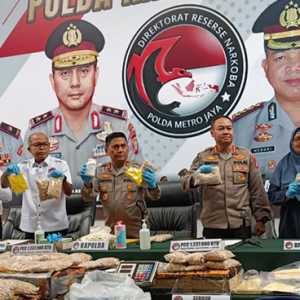 Polda Metro Ungkap Gudang Penyimpanan Obat Terlarang di Citra Raya Tangerang