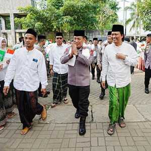 Kapolri Gembira Banyak Santri Mau Jadi Polisi