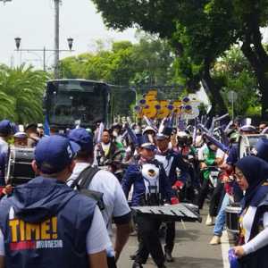 Rombongan Partai Nasdem tiba di KPU RI, Kamis 11 Mei 2023, dengan menggunakan ojek online/Net