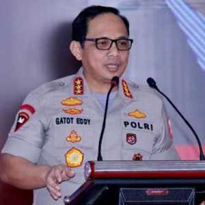 Gatot Eddy Pramono Pensiun, Agus Andrianto Tempati Posisi Wakapolri