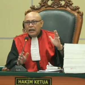 Lontarkan Kalimat Seksis, Haris Azhar Protes Keras ke Hakim