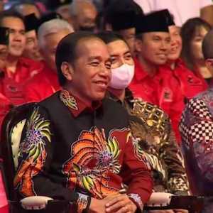 Jokowi Menjawab Megawati, Tetap Gede Tanpa PDIP