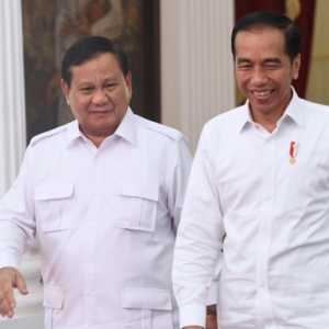 Prabowo Tetap Independen Meski Dibayangi Jokowi