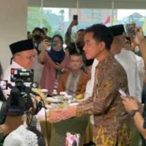 Prabowo dan Gibran Hadiri Acara Nuzulul Quran di DPP Partai Golkar