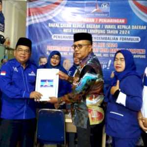 Kembalikan Berkas Penjaringan Pilwalkot Bandar Lampung ke 4 Partai, Yusirwan Siap Tantang Petahana