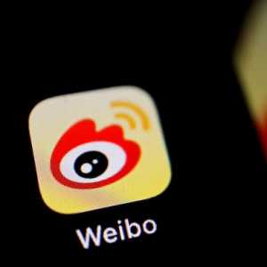 Beijing Perketat Cengkeraman pada Raksasa Media Sosial China