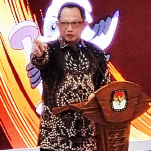Mendagri Minta KPU Antisipasi TNI-Polri jadi Pemilih Pilkada 2024