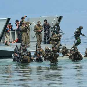 TNI AL dan US Navy Gelar Latihan Pertahanan Pantai di Lampung
