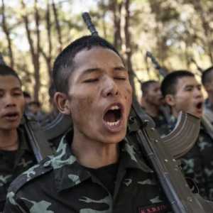 Junta Larang Laki-Laki Myanmar Kerja di Luar Negeri