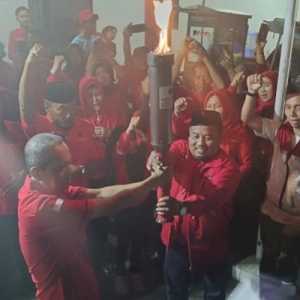 Obor Api Abadi Mrapen untuk Rakernas IV PDIP Tiba di Batang