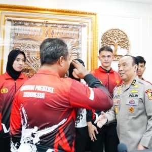 Irjen Dedi Lepas Kontingen Taekwondo Polri ke Malaysia dan Thailand