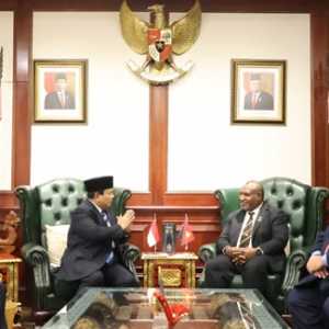 Menerima PM Papua Nugini