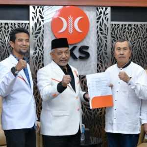 PKS Jagokan Samsuar-Mawardi di Pilkada Riau