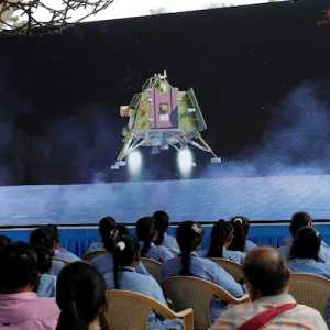 Chandrayaan-3 Raih Penghargaan, Pertama yang Mendarat di Kutub Selatan Bulan