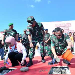 Pertamina-TNI AD Salurkan Bantuan ke Warga Kupang