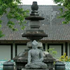 Chattra Borobudur