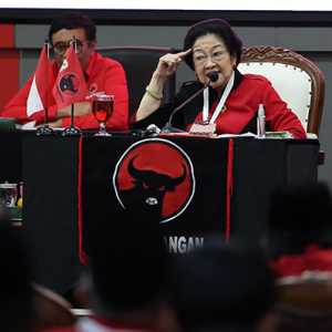 Megawati Minta Kader Banteng Solid dan Menyatu dengan Rakyat