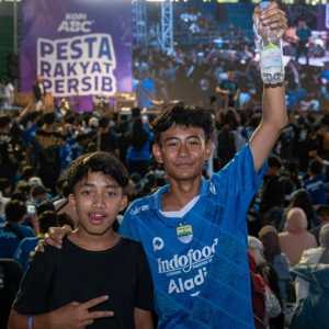 Persib Bandung Gandeng Le Minerale Lakoni Liga 1 Musim 2024/2025