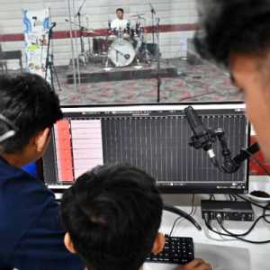 Hadirkan Studio Musik, Amanah Latih dan Fasilitasi Pemuda untuk Berkarya