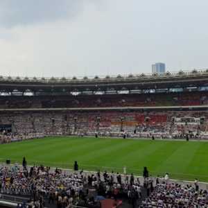 Ribuan Umat Katolik Padati GBK Jelang Misa Suci