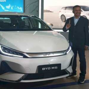 BYD Klaim M6 Punya Teknologi Lebih Mumpuni dari Pesaing