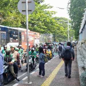 Situasi ruas jalan Palmerah menuju Komplek Parlemen, Senayan, Jakarta, Selasa pagi (1/10)/RMOL