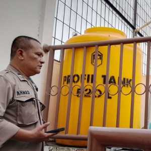 Mayat Perempuan Ditemukan Dalam Toren di Kelapa Gading