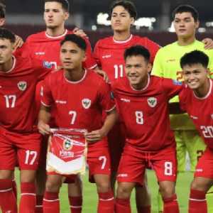 Bermain di Stadion Manahan, Prabowo Optimistis Timnas Menang Lawan Laos