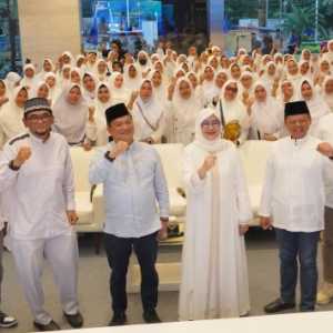 PNM Berangkatkan Nasabah Ibadah Umrah