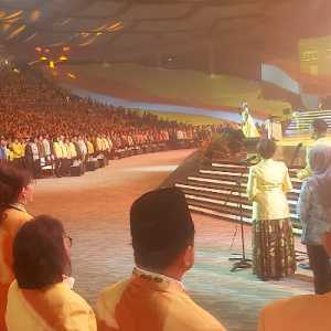 Gantikan Megawati, Puan Hadiri HUT ke-60 Golkar