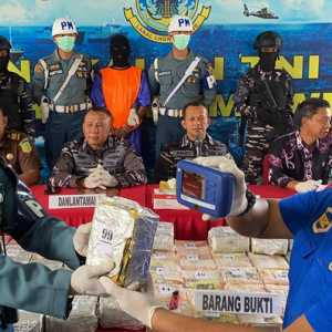 TNI AL Bongkar Kuburan Sabu di Aceh Utara