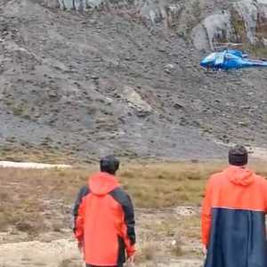 Satu Jenazah Pendaki Belum Dievakuasi dari Gunung Cartenz