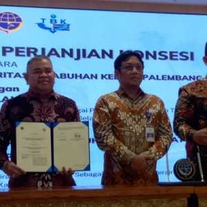 Proses Penandatanganan Konsesi di Kantor Kemenhub. (Foto: RMOL/Ahmad Alfian)