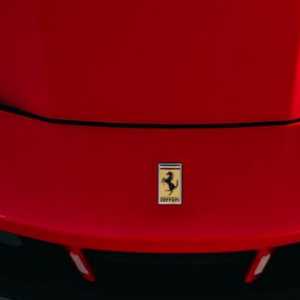 Ferarri Ungkap Teknologi Mobil Listrik Pertama Elettrica