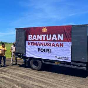 Bantuan Mabes Polri Didistribusi Logistik ke Daerah Paling Terdampak di Sumbar