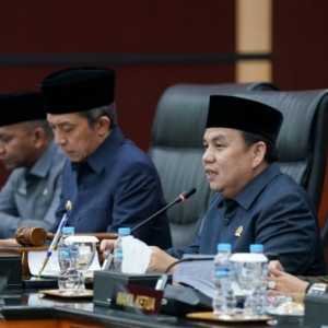 Adityawarman Ucapkan Hari Ayah dalam Rapat Paripurna DPRD Kota Bogor