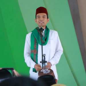 UAS Saja Jadi Gubernur Riau
