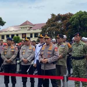 Kapolri Mobilisasi 155 Ribu Personel Gabungan Hadapi Puncak Musim Hujan