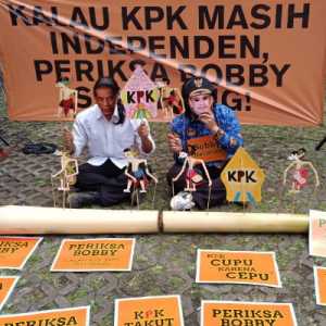 Dalang Jokowi dan Bobby Nasution Mainkan Wayang KPK